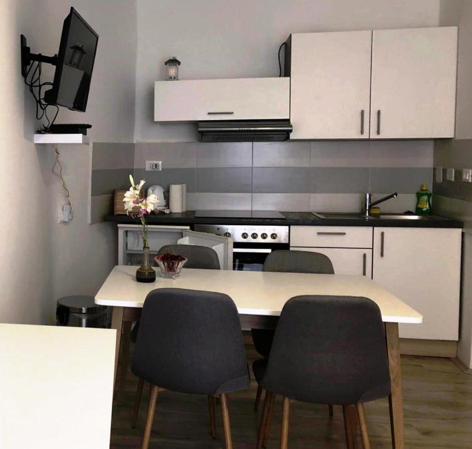 Monte B. Exclusive Apartment Ρόβινι Εξωτερικό φωτογραφία