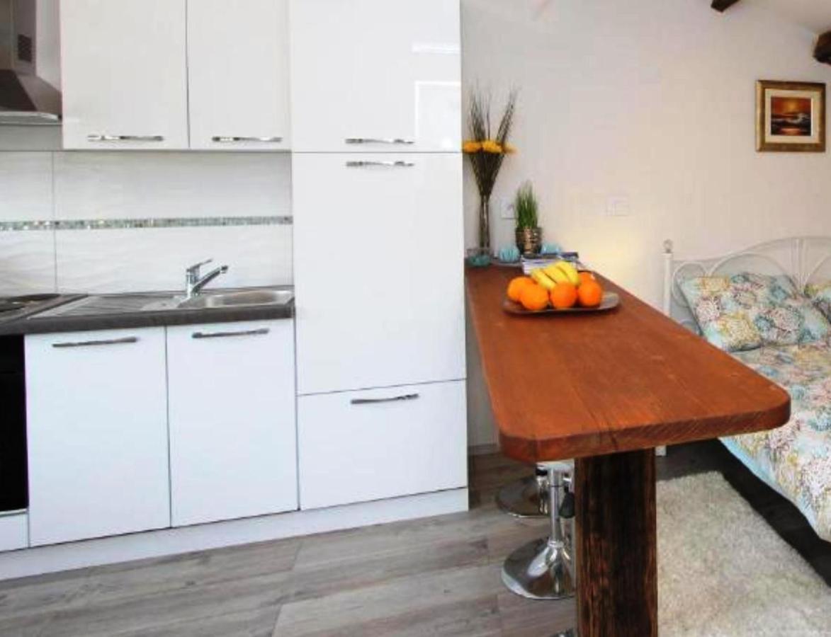 Monte B. Exclusive Apartment Ρόβινι Εξωτερικό φωτογραφία