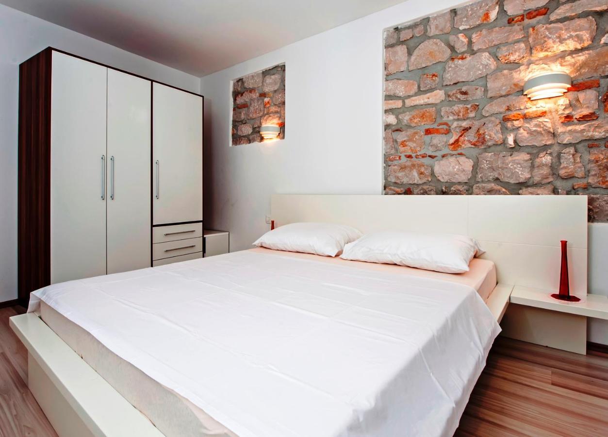 Monte B. Exclusive Apartment Ρόβινι Εξωτερικό φωτογραφία
