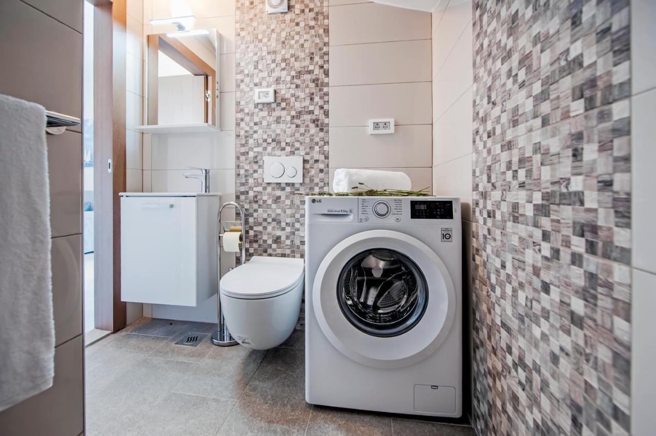 Monte B. Exclusive Apartment Ρόβινι Εξωτερικό φωτογραφία