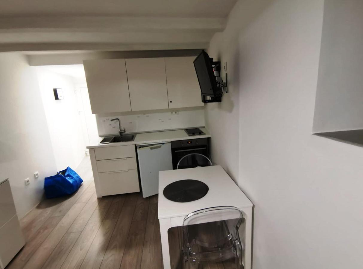 Monte B. Exclusive Apartment Ρόβινι Εξωτερικό φωτογραφία