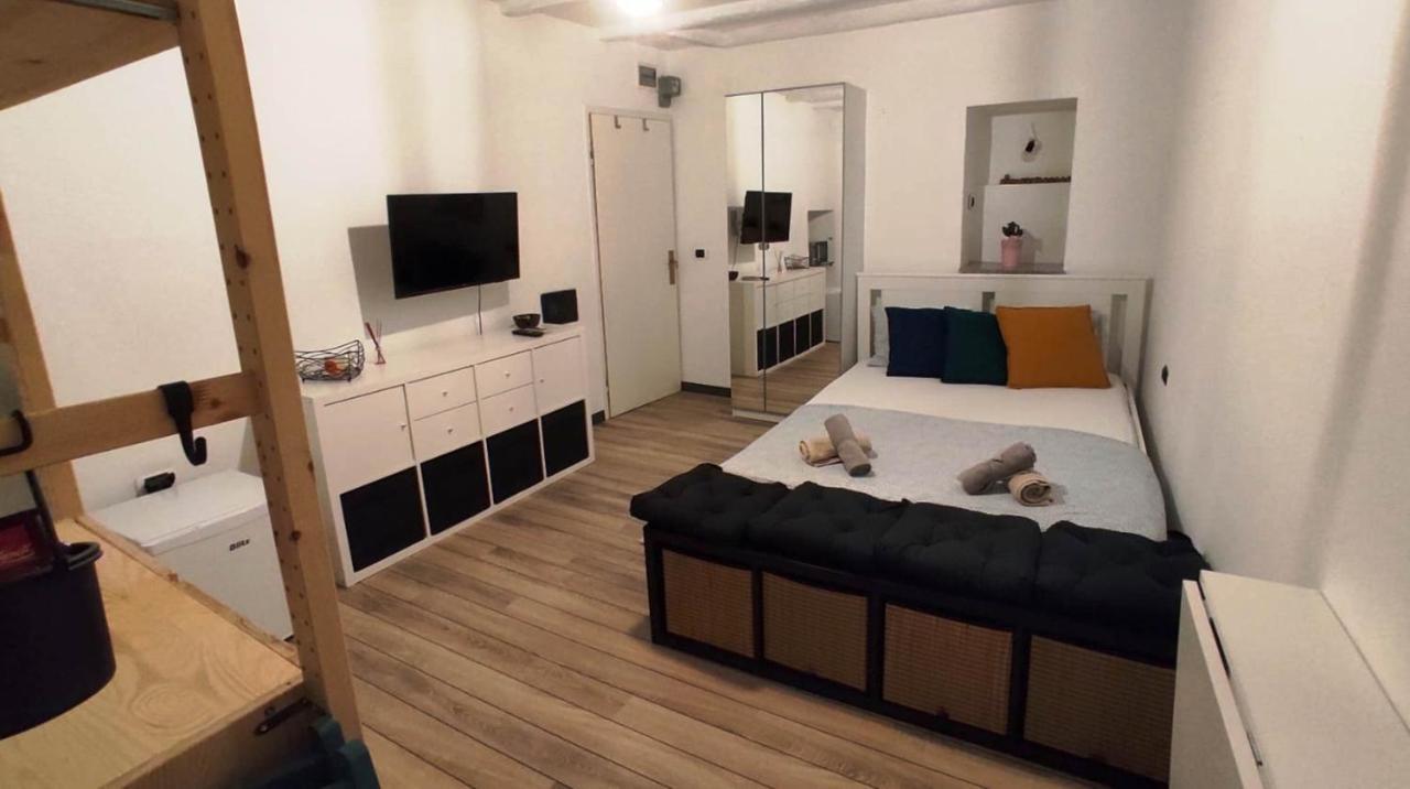 Monte B. Exclusive Apartment Ρόβινι Εξωτερικό φωτογραφία