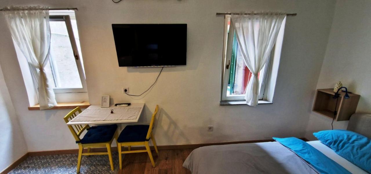 Monte B. Exclusive Apartment Ρόβινι Εξωτερικό φωτογραφία